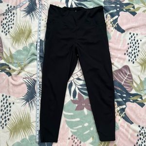 XL black Danskin leggings 24” inseam. Pockets.